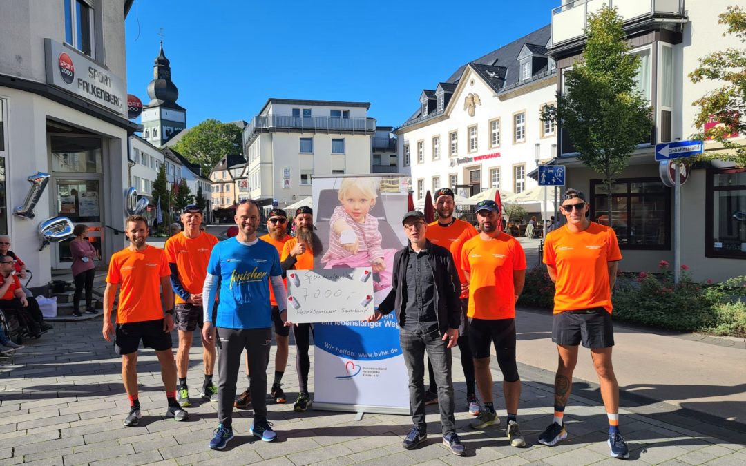 Spendenaktion: Heartbeatrunner Sauerland sammelt 7.000 € für herzkranke Kinder